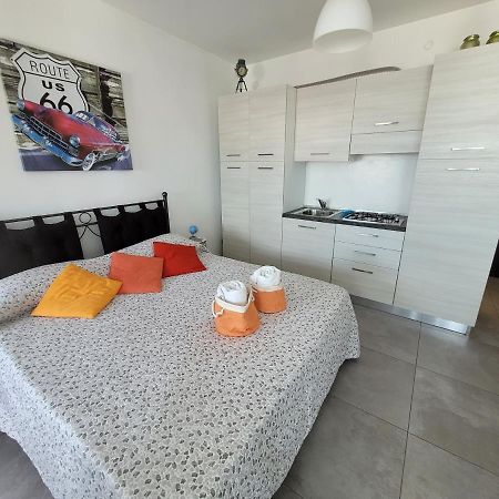 Rosato 2 Sea View Apartment Lignano Sabbiadoro Eksteriør billede