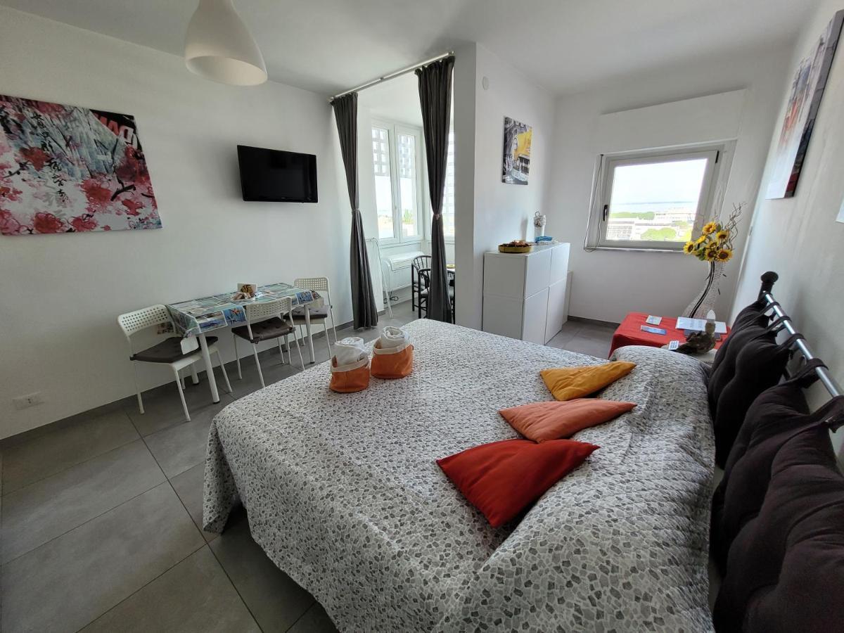 Rosato 2 Sea View Apartment Lignano Sabbiadoro Eksteriør billede