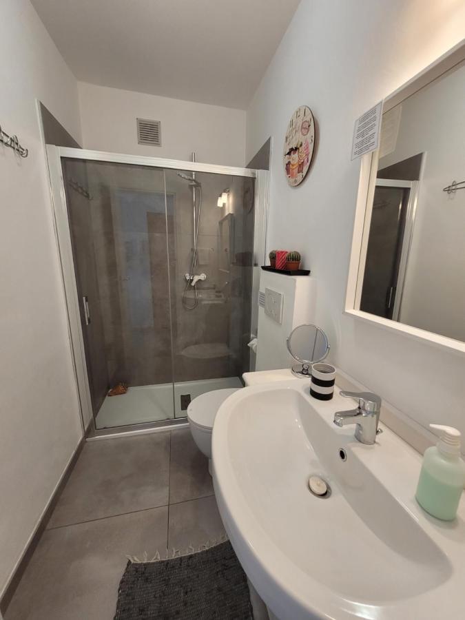 Rosato 2 Sea View Apartment Lignano Sabbiadoro Eksteriør billede