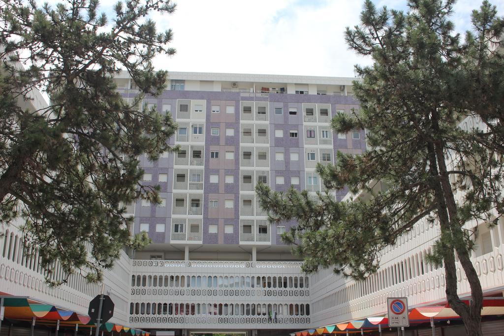 Rosato 2 Sea View Apartment Lignano Sabbiadoro Eksteriør billede
